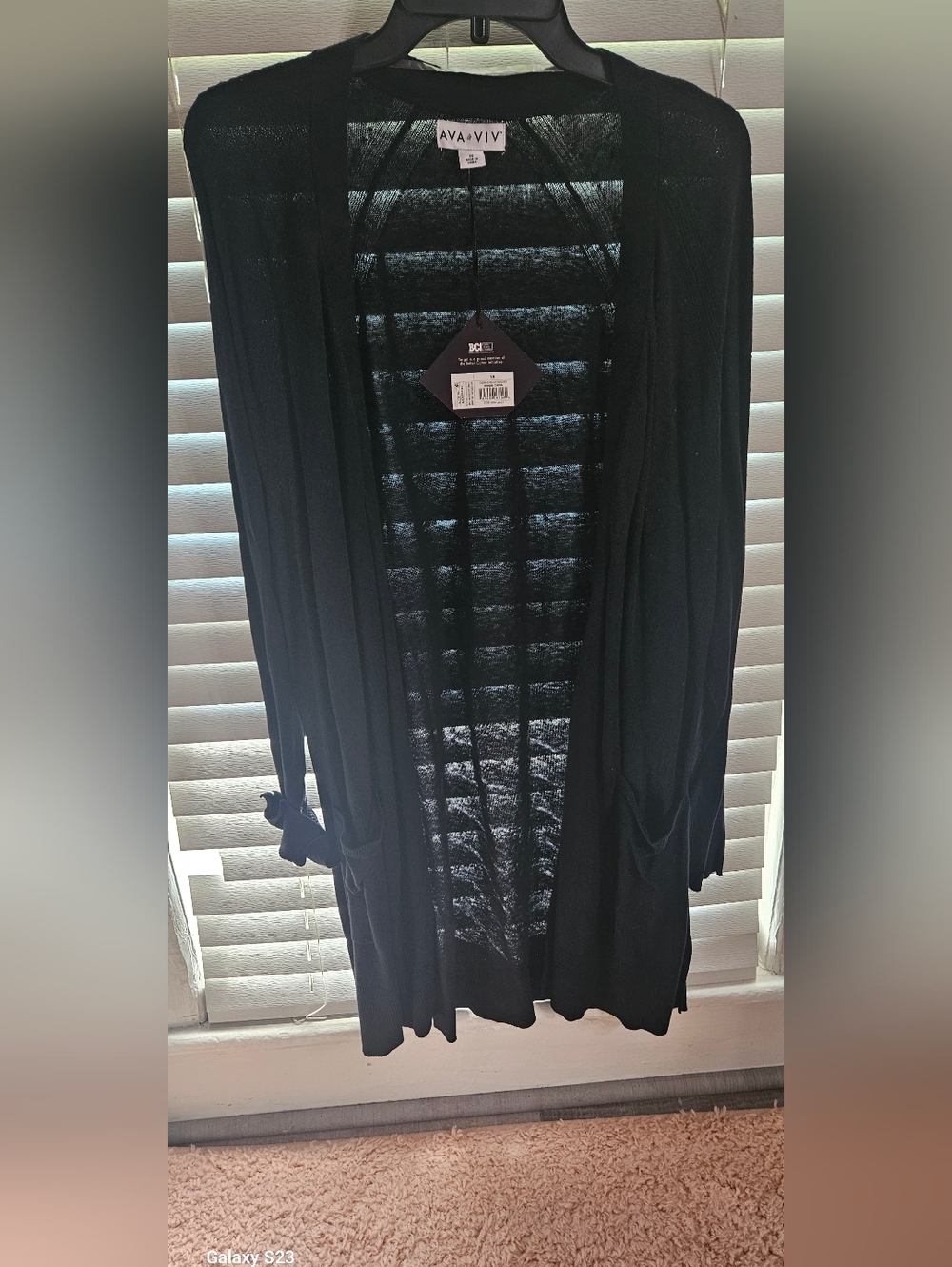 Ava & Viv Women's Sheer Lightweight Black Sweater 1x NWT Plus Size